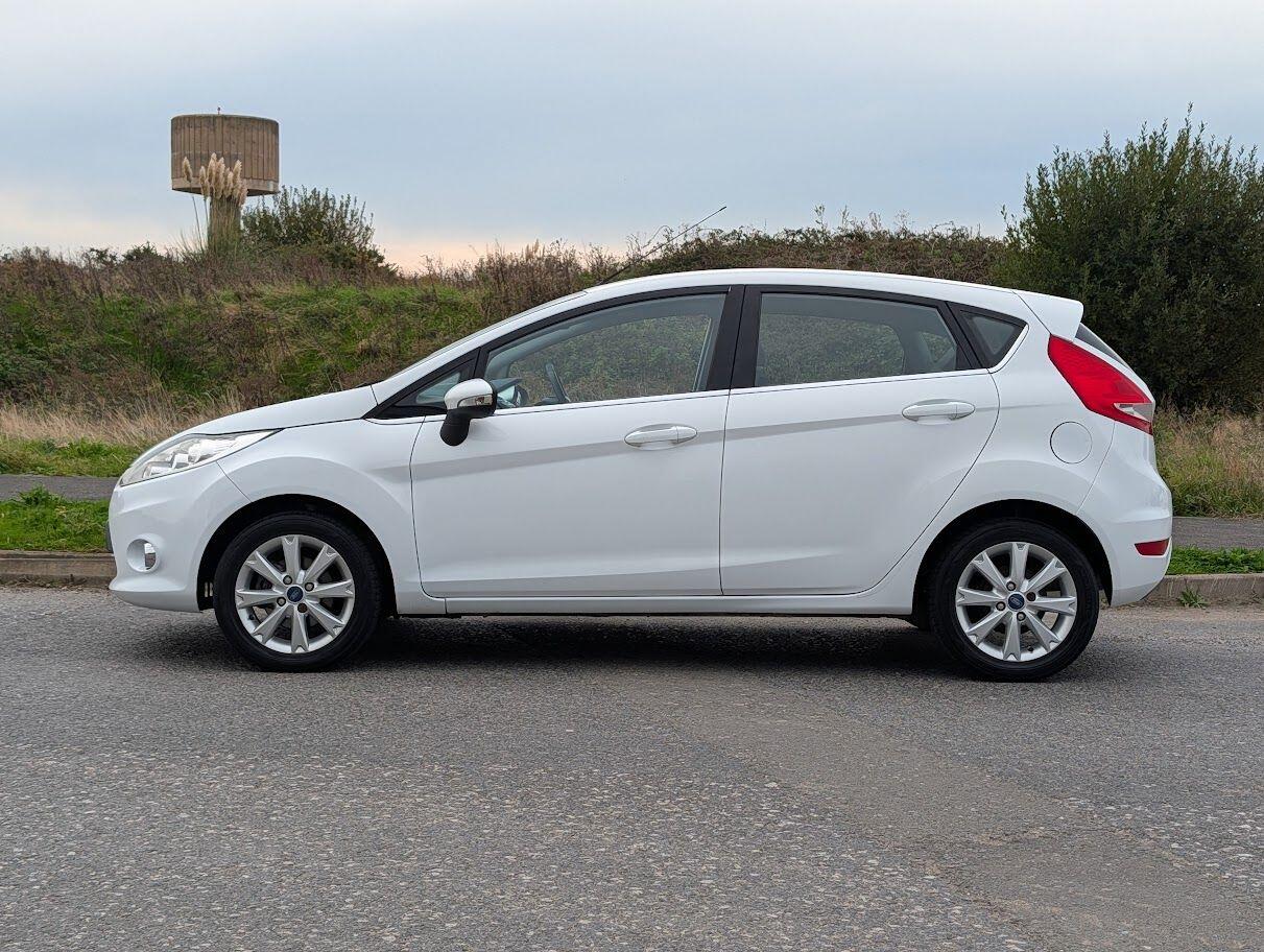 Used Ford Fiesta 2011 for sale - 76307220: Photo 6