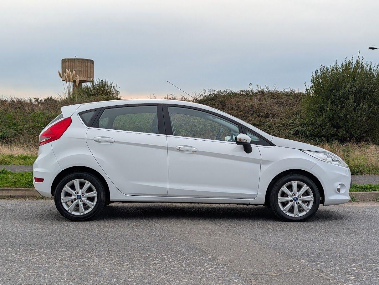 Used Ford Fiesta 2011 for sale - 76307220: Photo 8