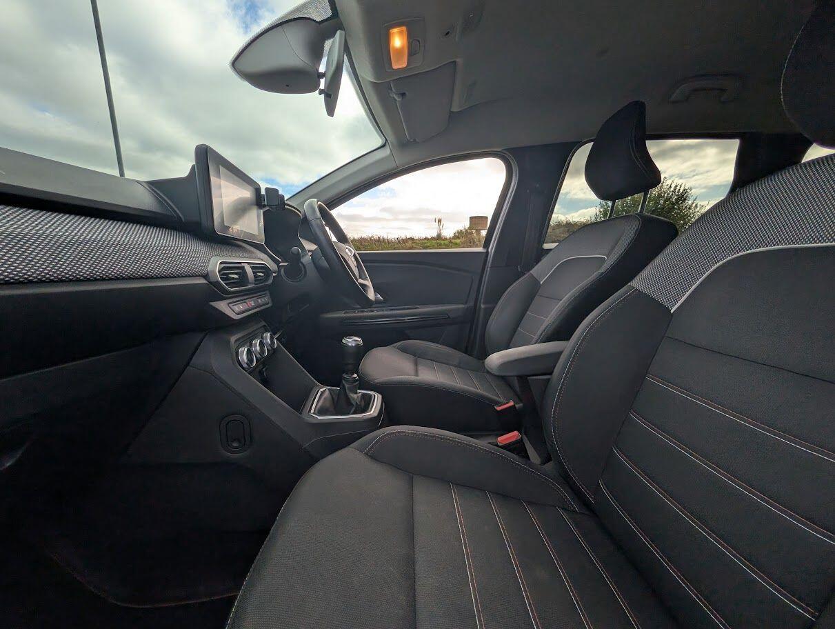 Used Dacia Jogger 2022 for sale - 76270460: Photo 30