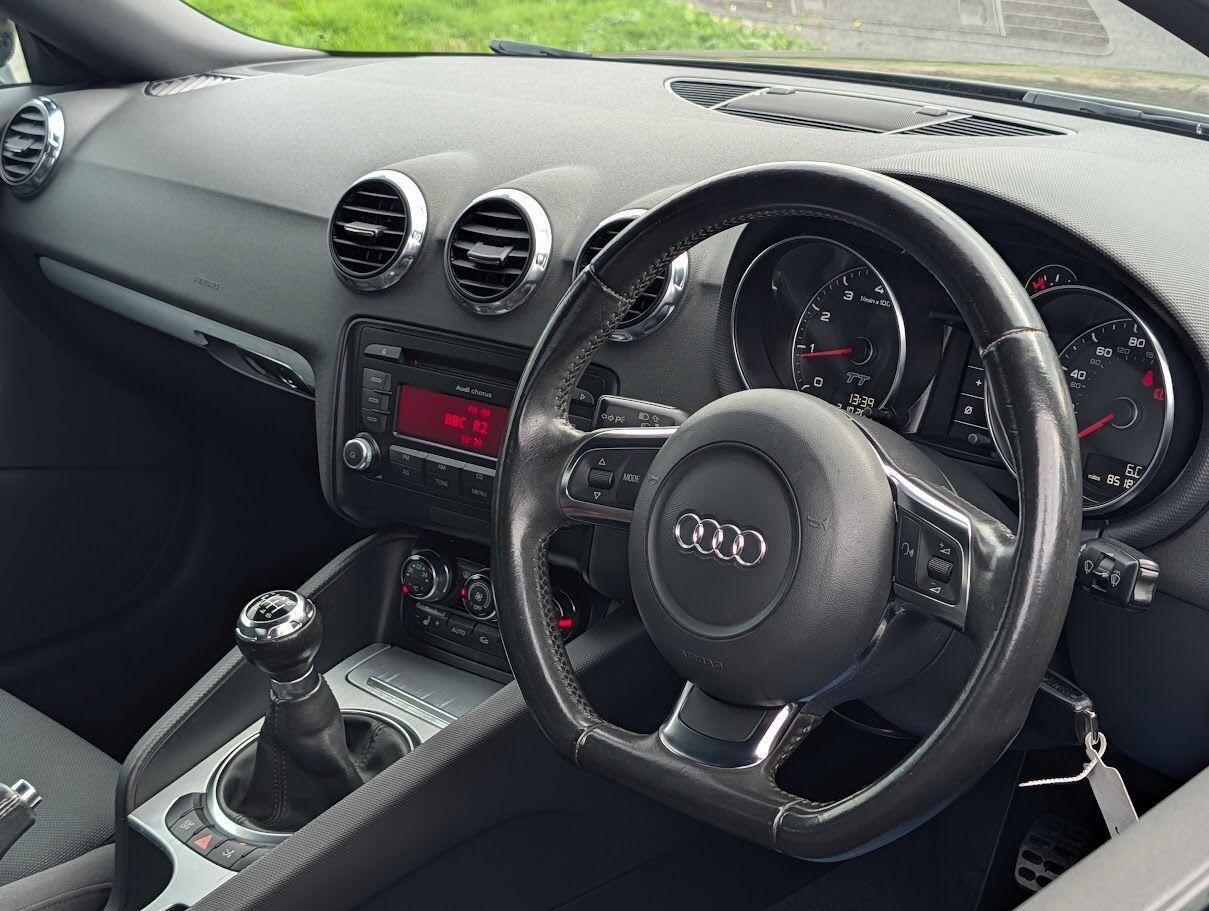 Used Audi TT 2010 for sale - 76989522: Photo 9