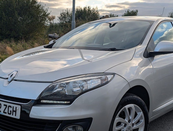 Used Renault Megane 2012 for sale - 76226223: Photo 5