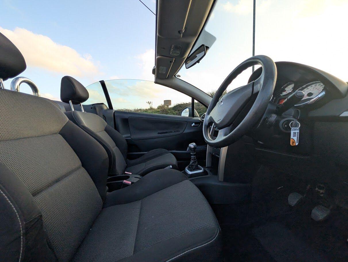 Used Peugeot 207 2011 for sale - 76995490: Photo 17