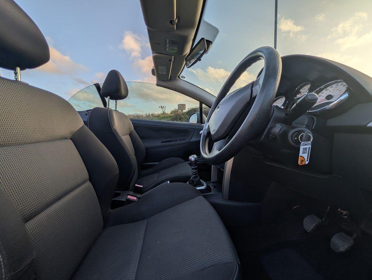 Used Peugeot 207 2011 for sale - 76995490: Photo 18