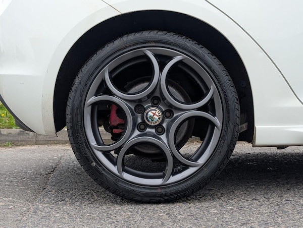 Used Alfa Romeo Giulietta 2011 for sale - 76259255: Photo 20
