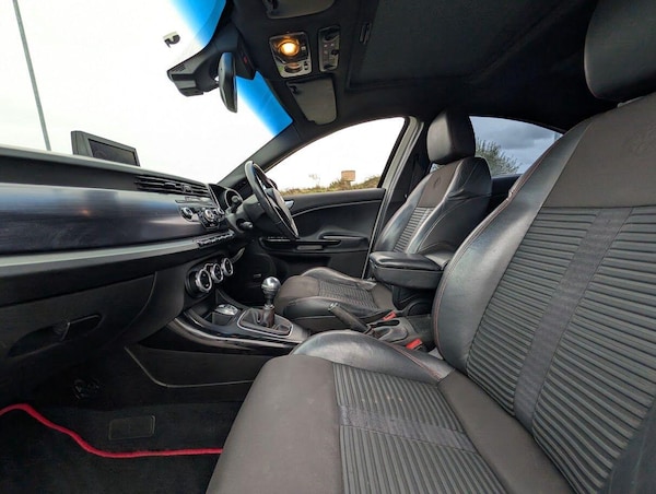 Used Alfa Romeo Giulietta 2011 for sale - 76259255: Photo 29