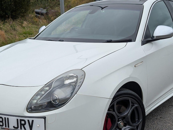 Used Alfa Romeo Giulietta 2011 for sale - 76259255: Photo 5