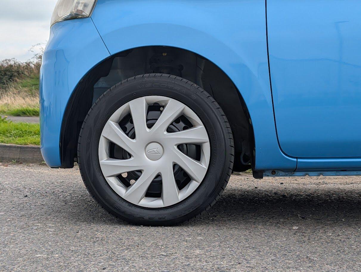 Used Daihatsu Tanto 2023 for sale - 76270326: Photo 19