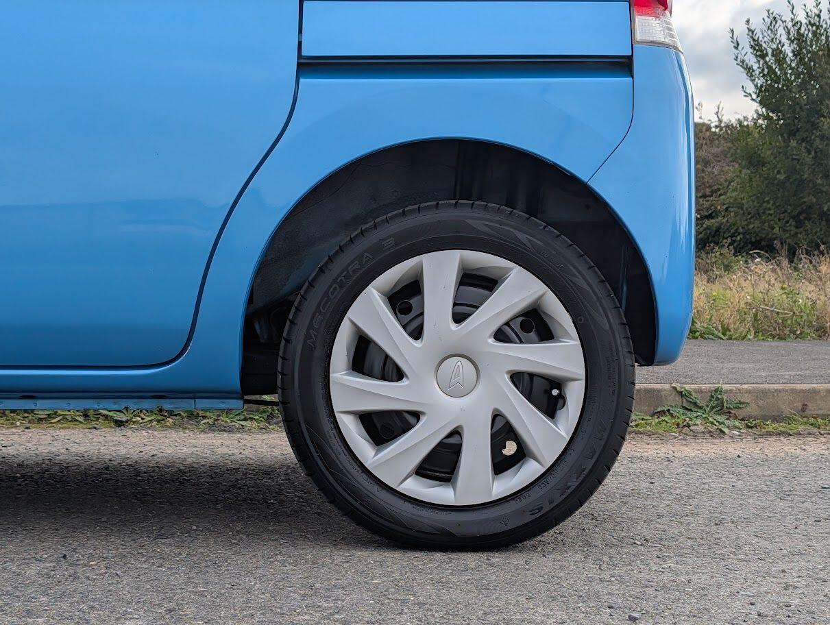 Used Daihatsu Tanto 2023 for sale - 76270326: Photo 20