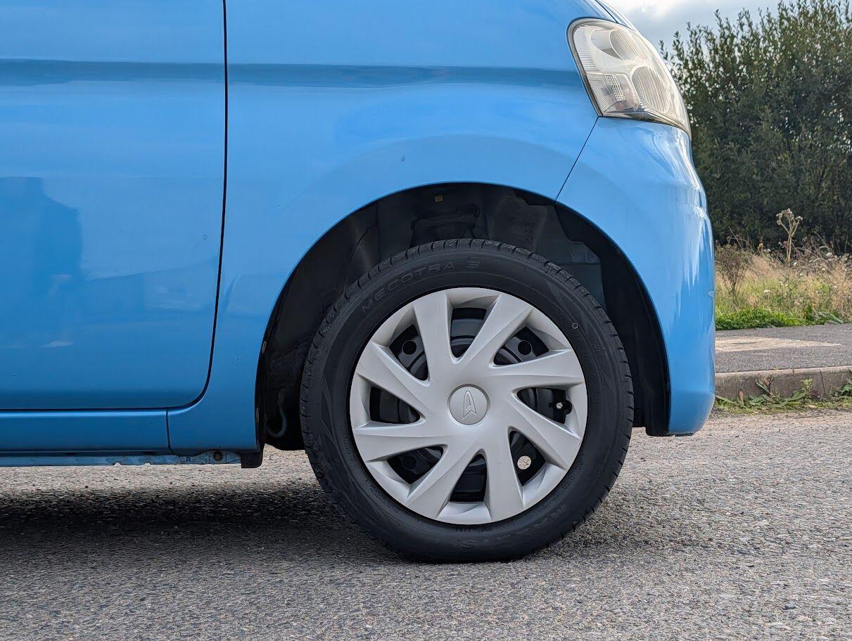 Used Daihatsu Tanto 2023 for sale - 76270326: Photo 22