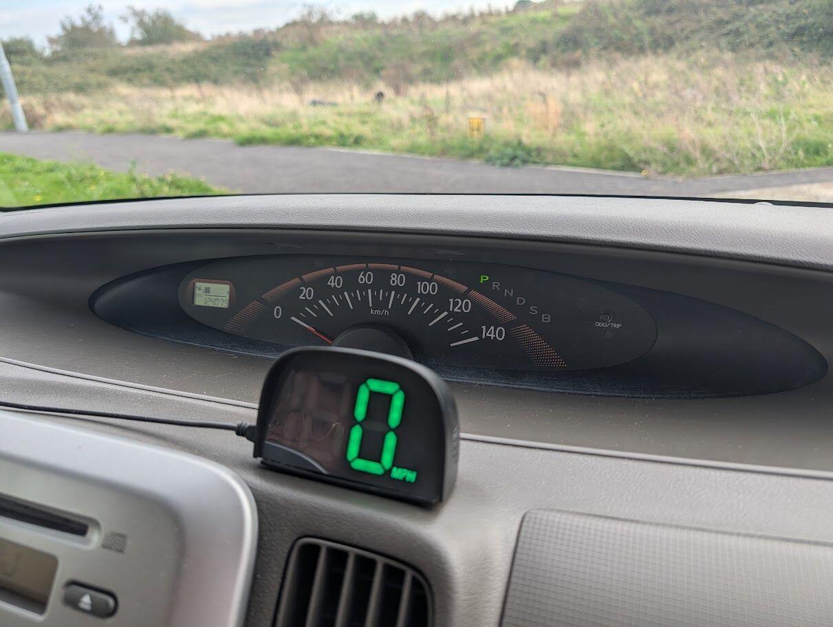 Used Daihatsu Tanto 2023 for sale - 76270326: Photo 26