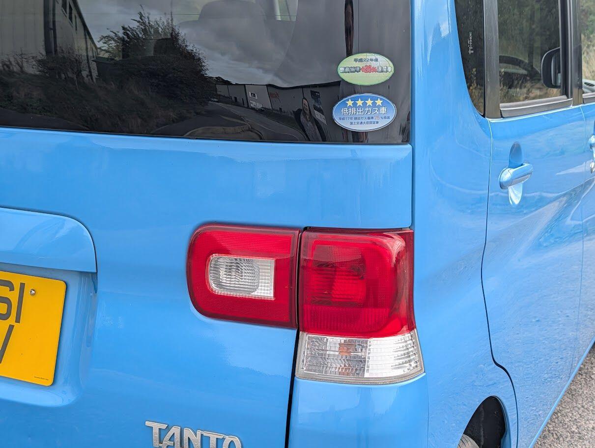 Used Daihatsu Tanto 2023 for sale - 76270326: Photo 30