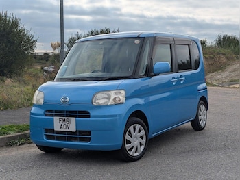 Used Daihatsu Tanto 2023 for sale - 76270326: Photo
