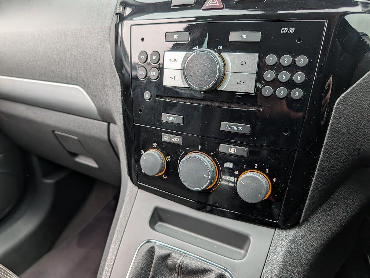 Used Vauxhall Zafira 2011 for sale - 77854116: Photo 10