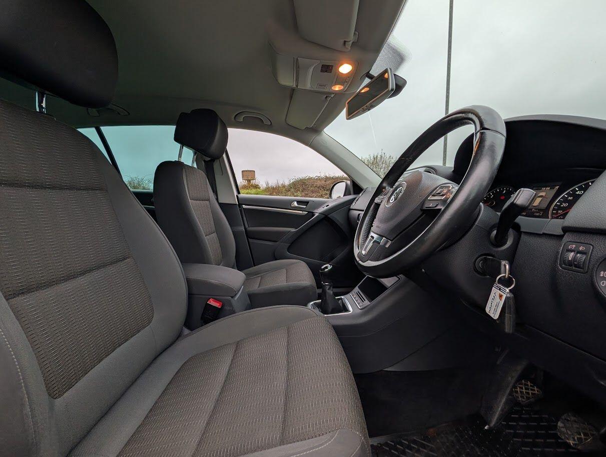 Used Volkswagen Tiguan 2011 for sale - 77074153: Photo 11