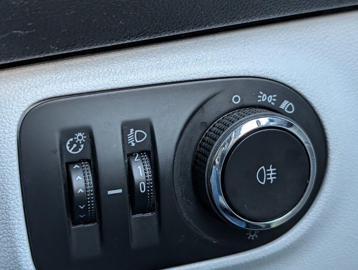 Used Vauxhall ADAM 2013 for sale - 77305261: Photo 19