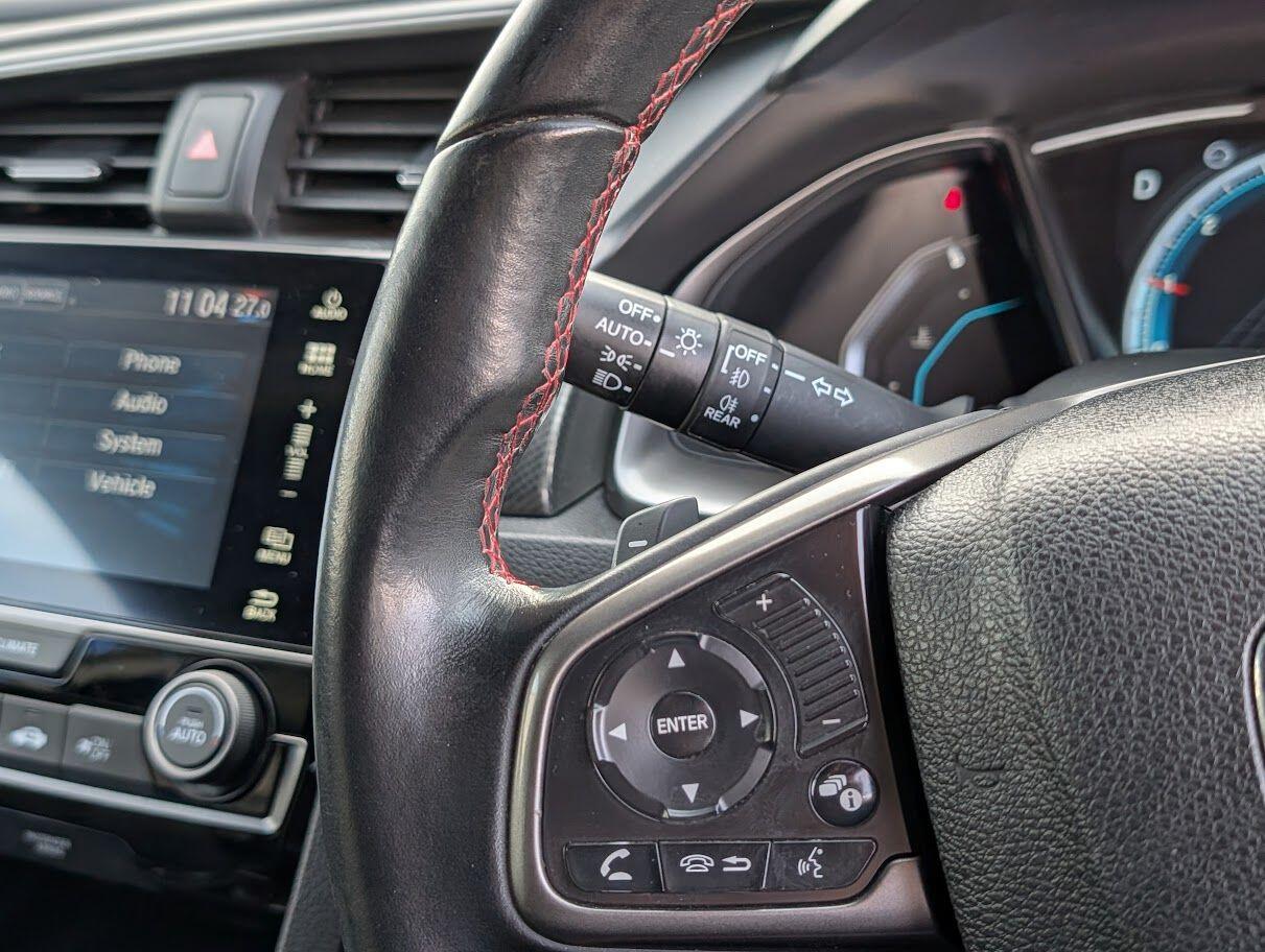 Used Honda Civic 2019 for sale - 76898475: Photo 15