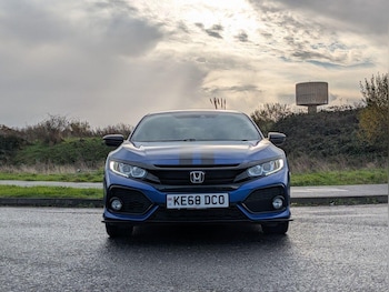 Used Honda Civic 2019 for sale - 76898475: Photo