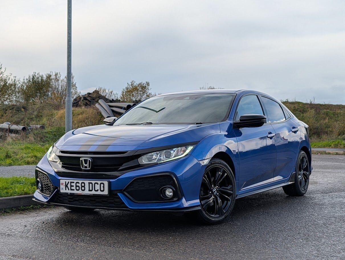 Used Honda Civic 2019 for sale - 76898475: Photo 3