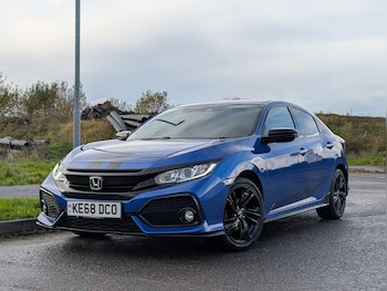 Used Honda Civic 2019 for sale - 76898475: Photo