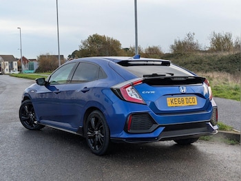 Used Honda Civic 2019 for sale - 76898475: Photo