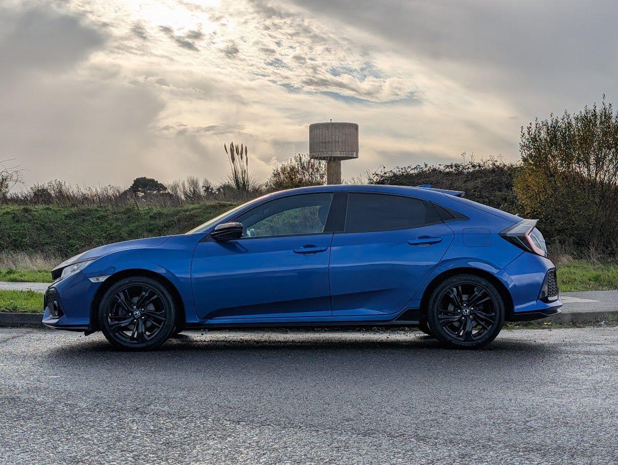 Used Honda Civic 2019 for sale - 76898475: Photo 6