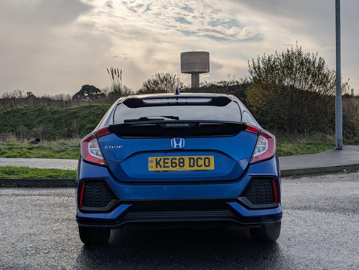 Used Honda Civic 2019 for sale - 76898475: Photo 7