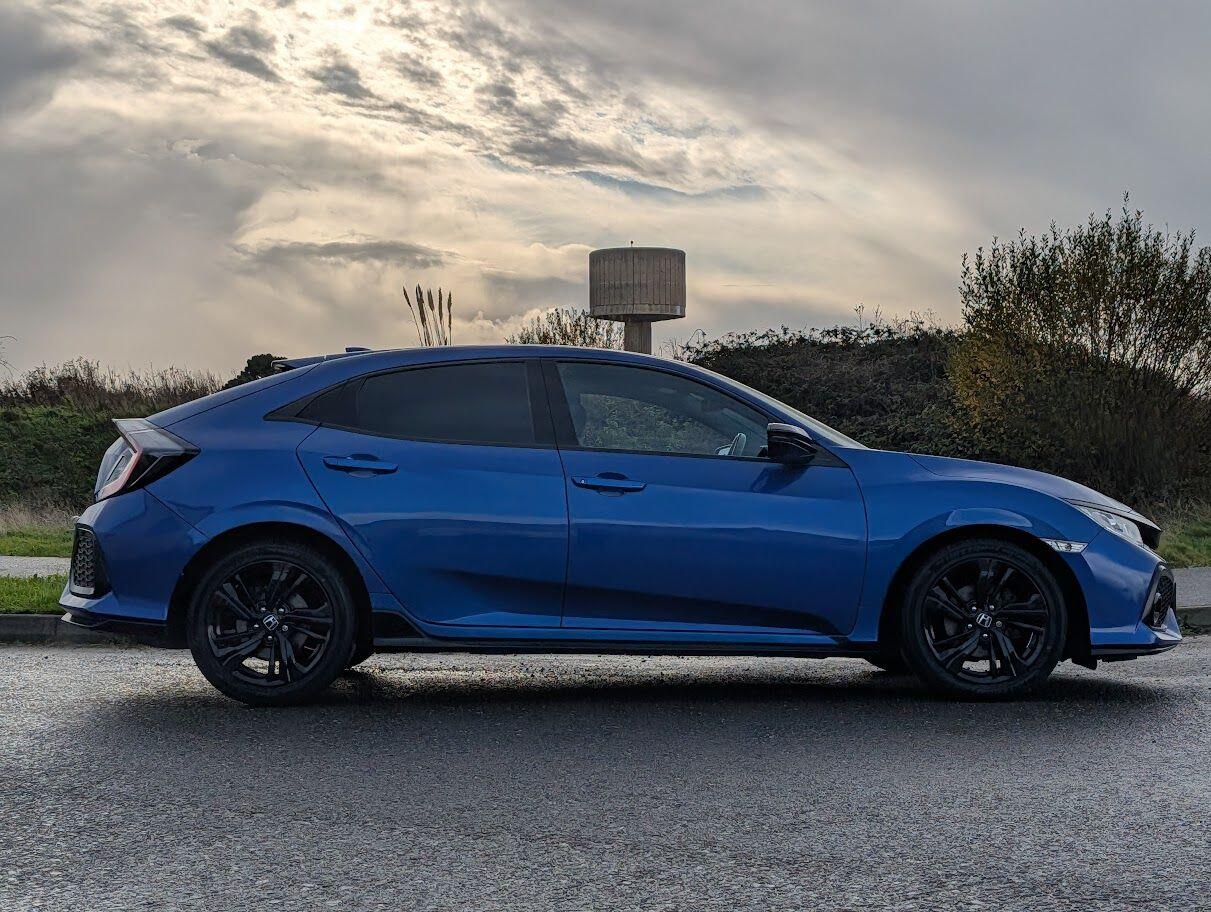 Used Honda Civic 2019 for sale - 76898475: Photo 8