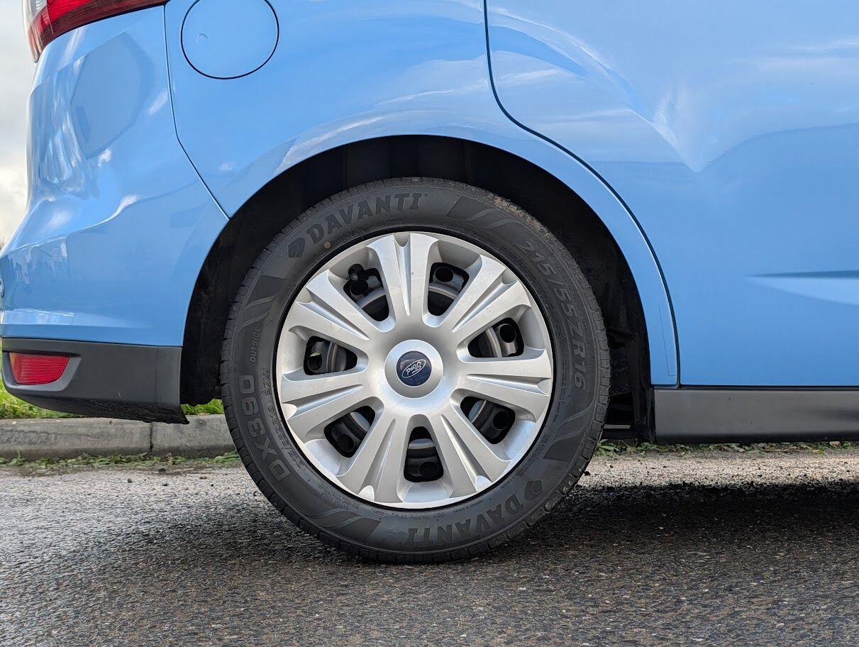 Used Ford C-Max 2016 for sale - 76658971: Photo 17