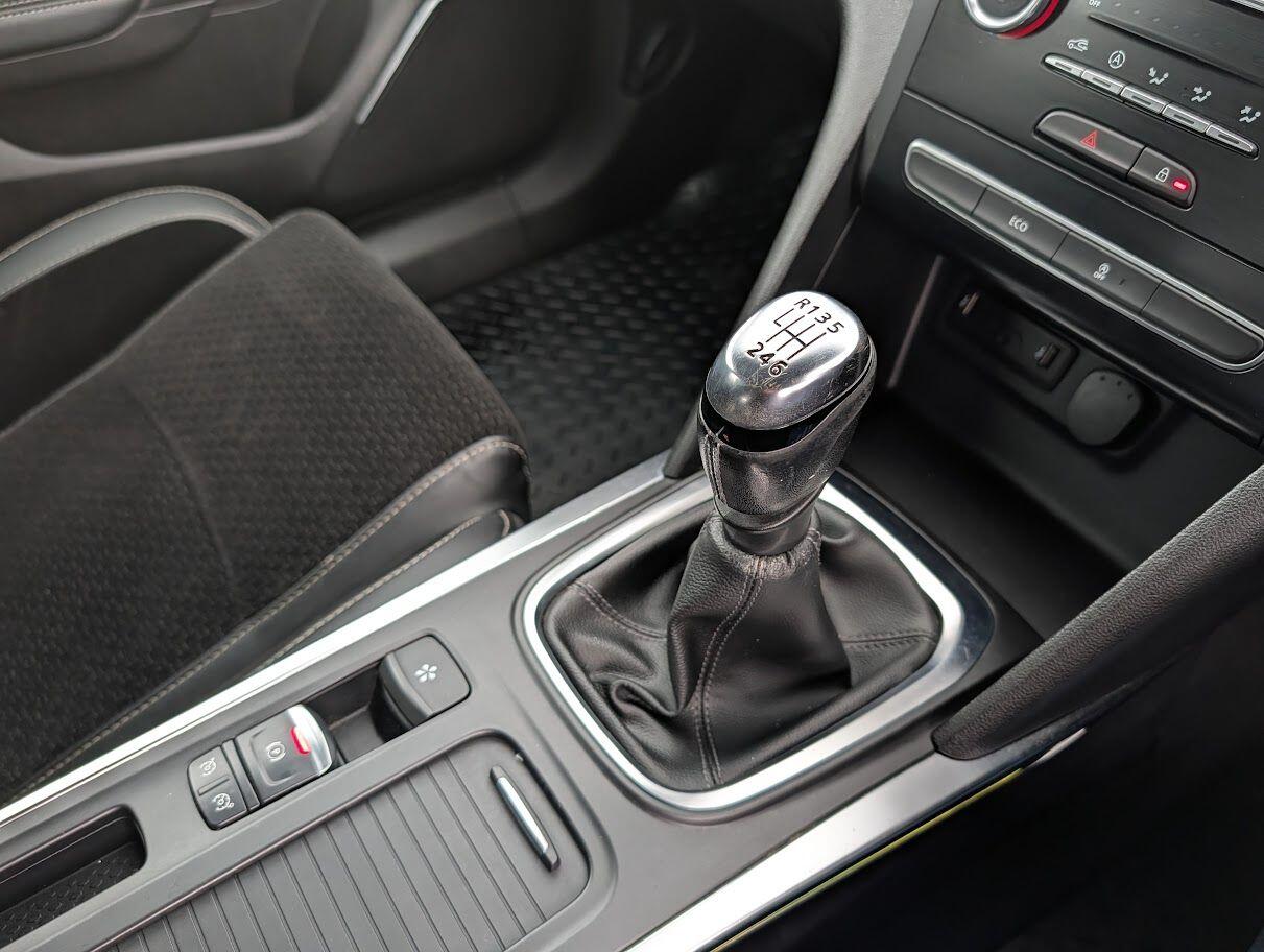 Used Renault Megane 2017 for sale - 76823841: Photo 10