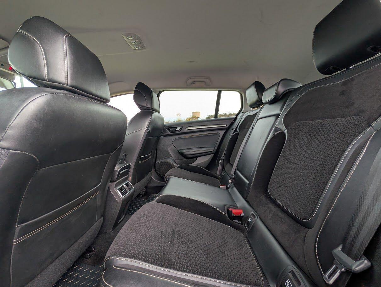 Used Renault Megane 2017 for sale - 76823841: Photo 14