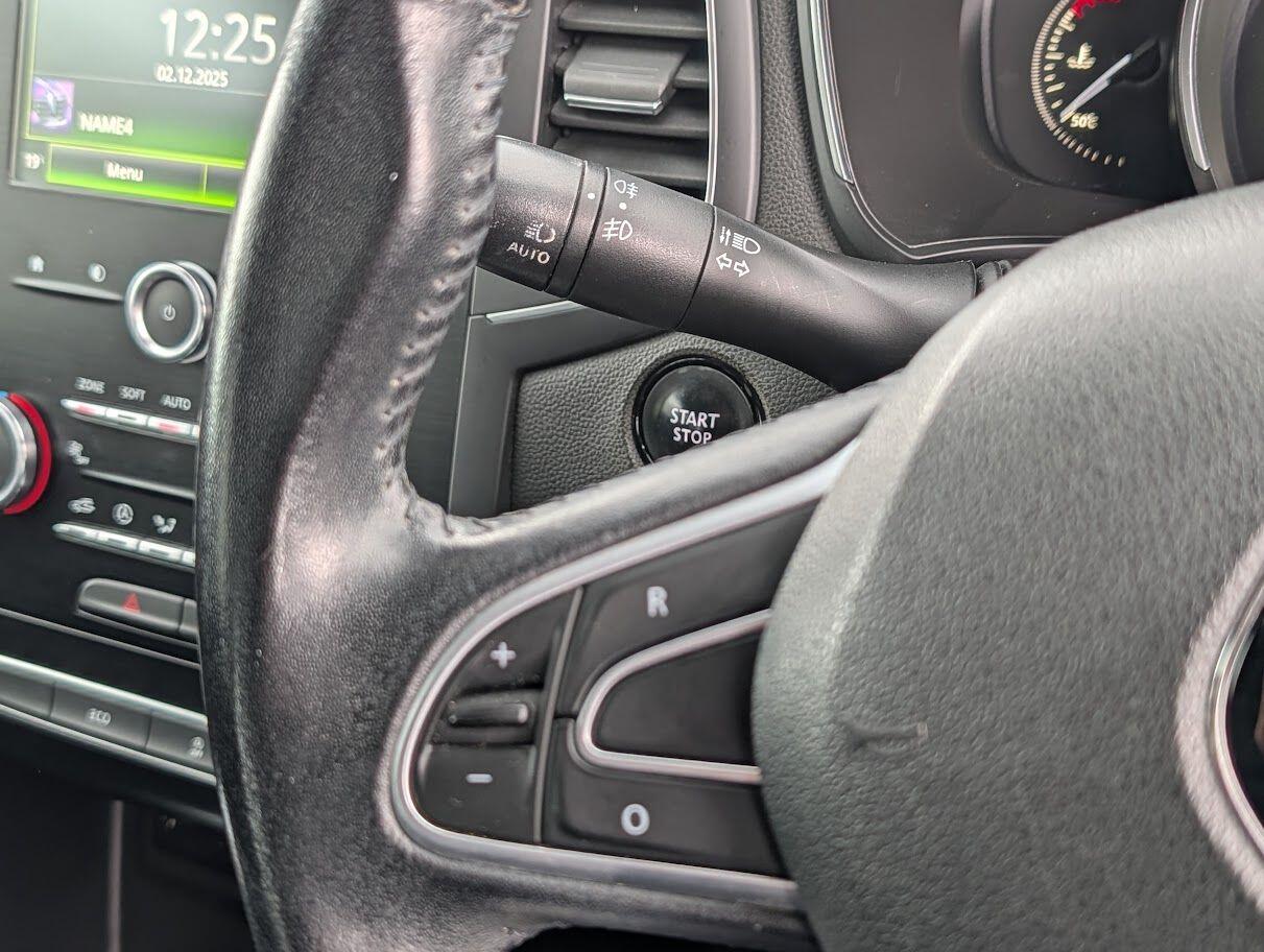 Used Renault Megane 2017 for sale - 76823841: Photo 15