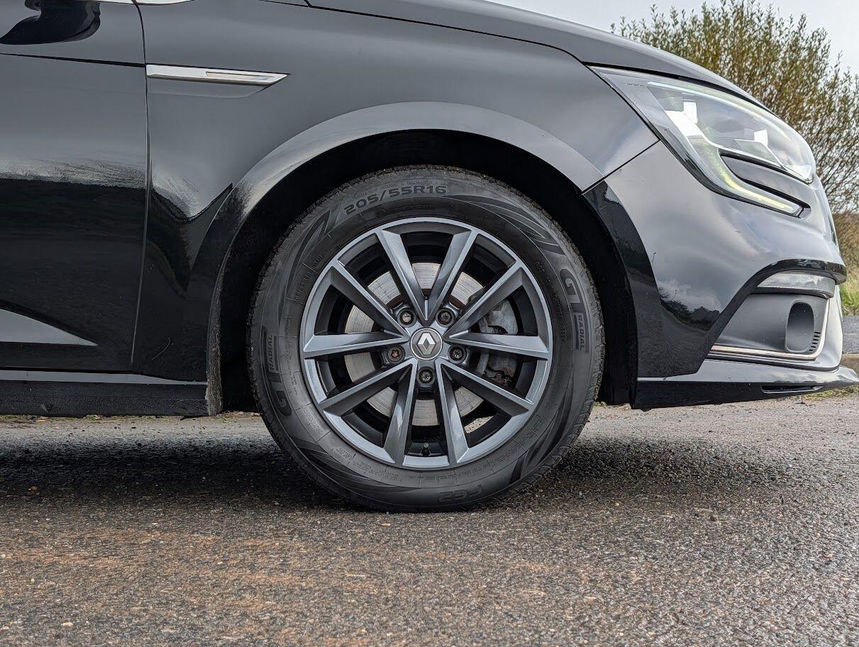 Used Renault Megane 2017 for sale - 76823841: Photo 17