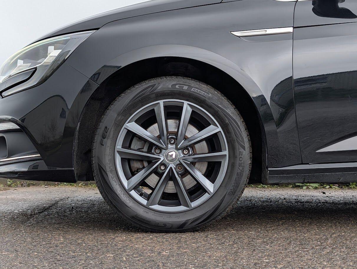 Used Renault Megane 2017 for sale - 76823841: Photo 19