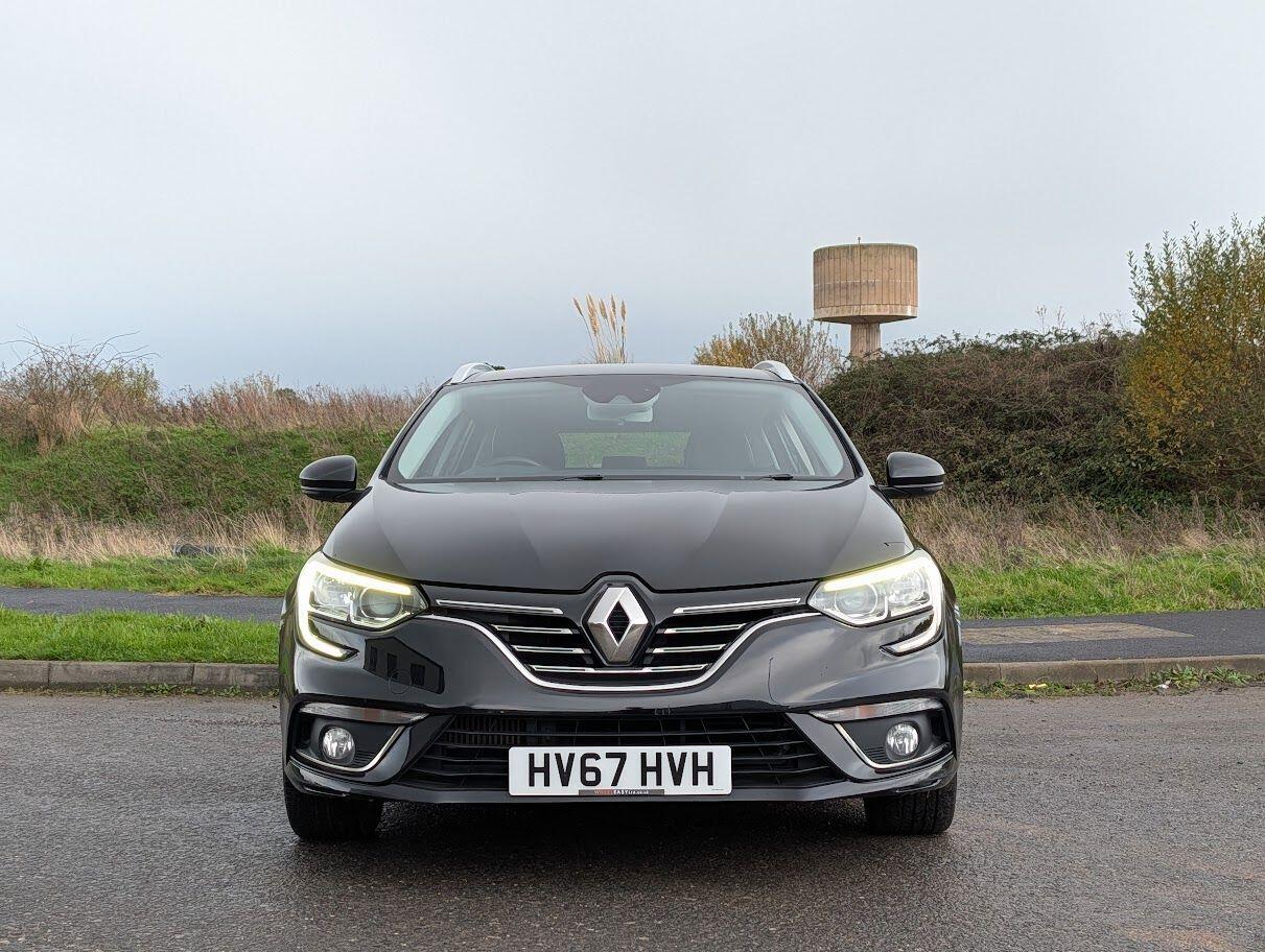 Used Renault Megane 2017 for sale - 76823841: Photo 2