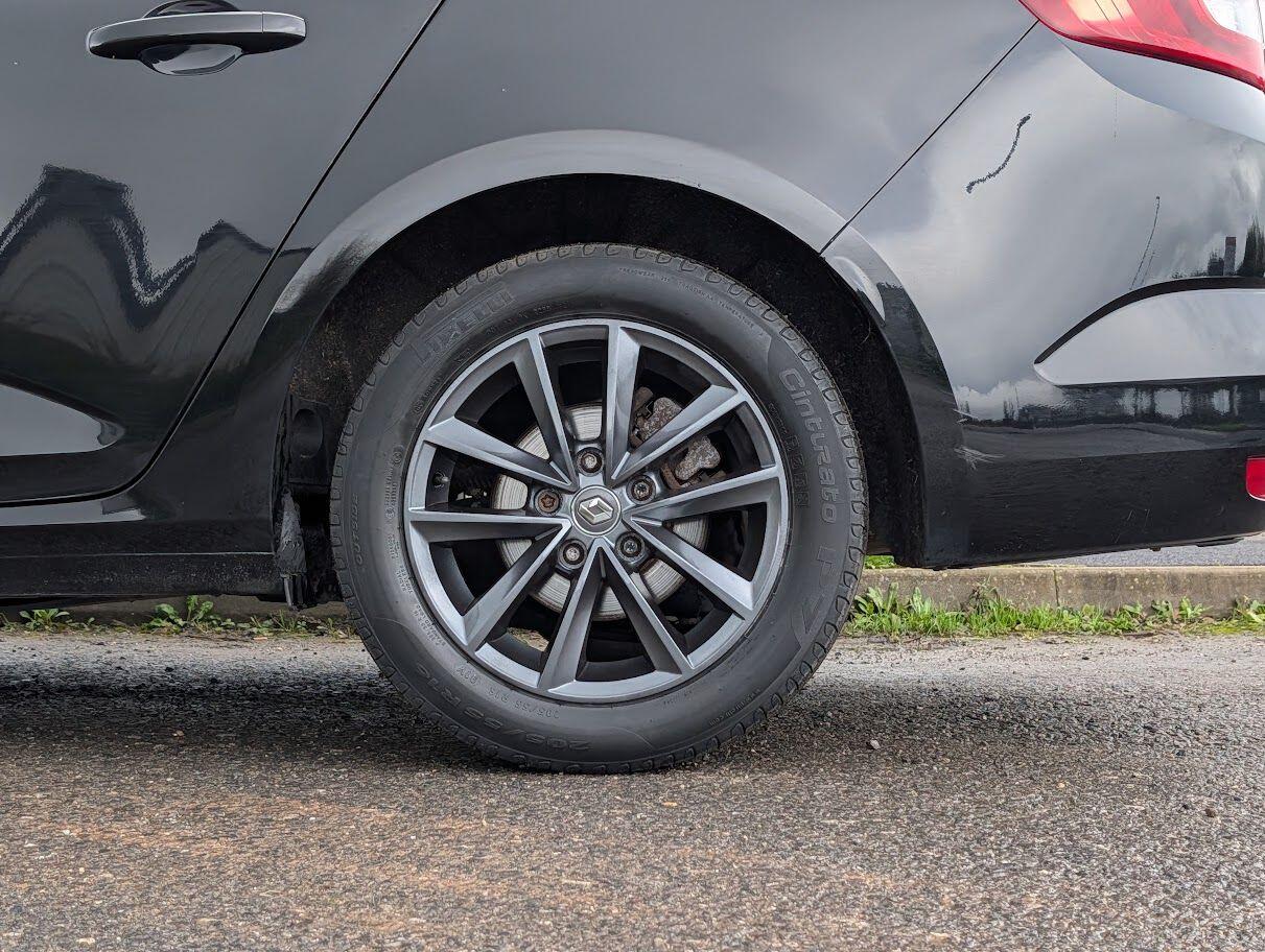 Used Renault Megane 2017 for sale - 76823841: Photo 20