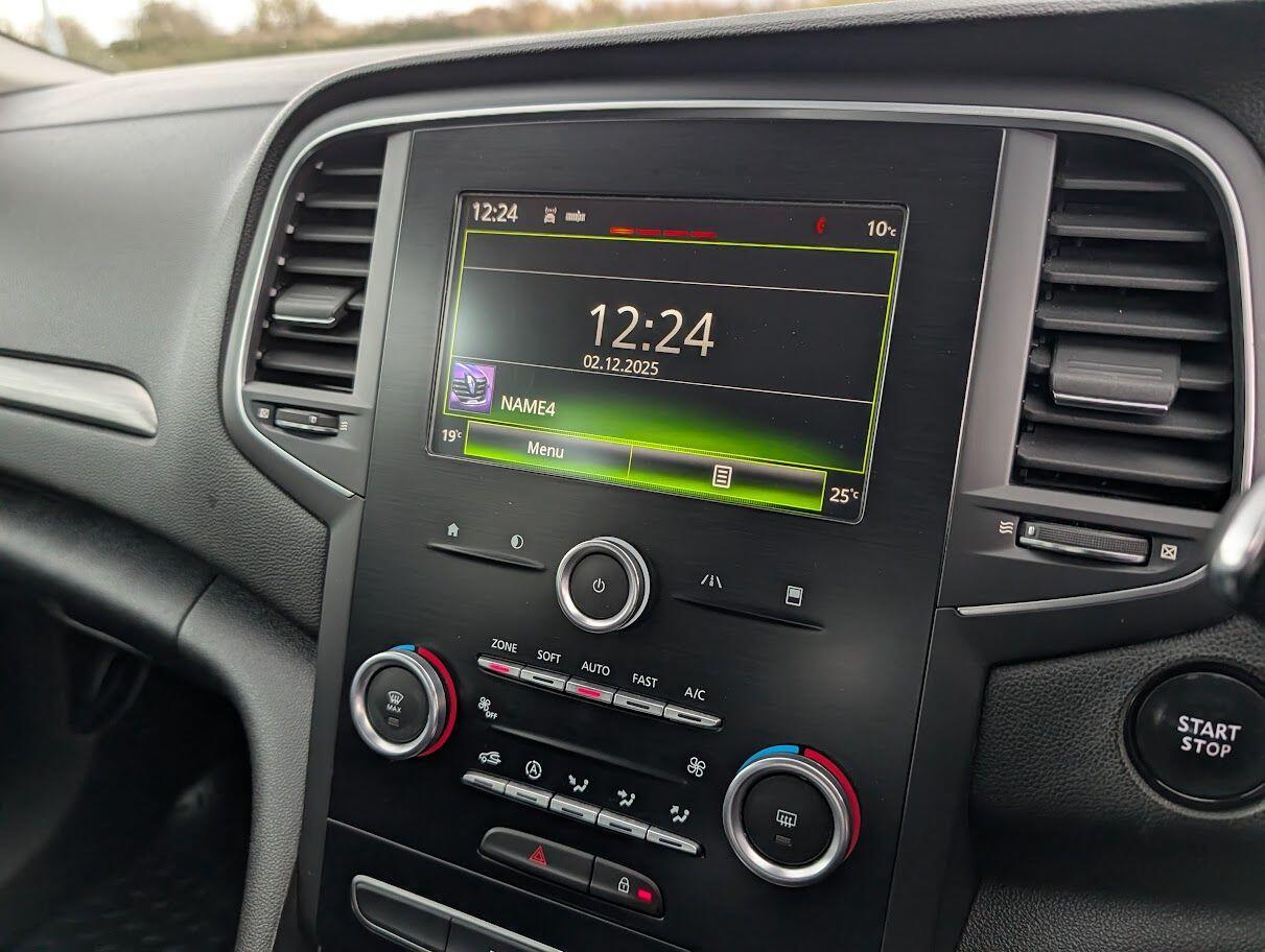 Used Renault Megane 2017 for sale - 76823841: Photo 21