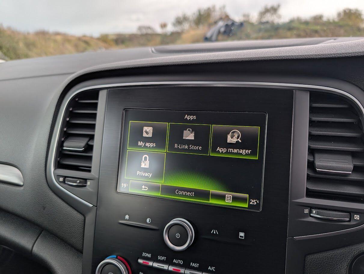 Used Renault Megane 2017 for sale - 76823841: Photo 26