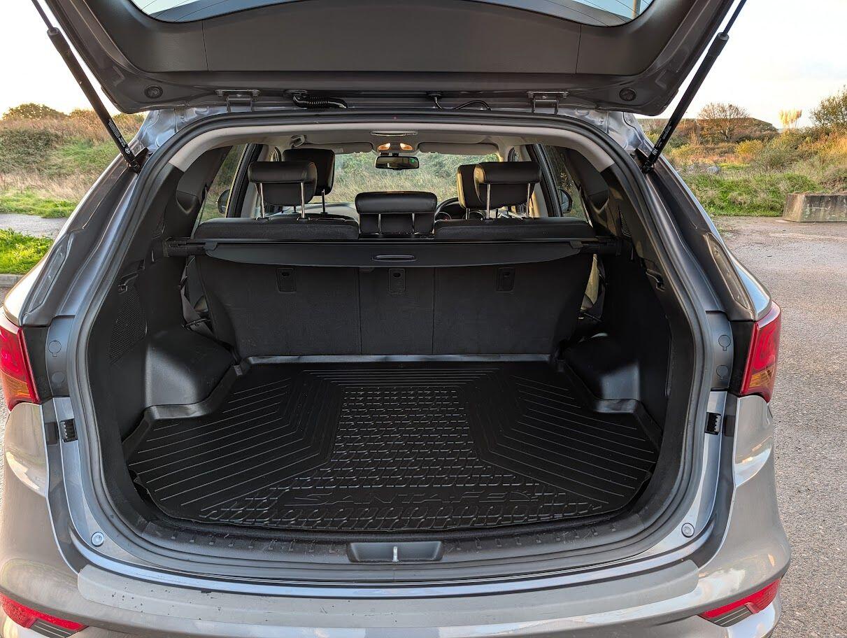 Used Hyundai Santa Fe 2016 for sale - 76408866: Photo 22