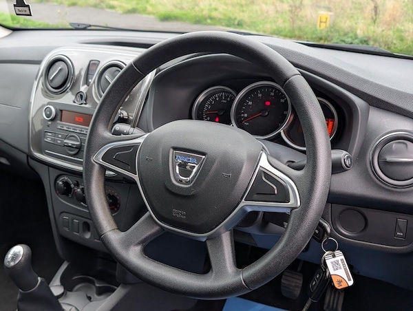 Used Dacia Sandero Stepway 2017 for sale - 76283081: Photo 20