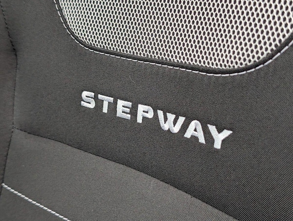 Used Dacia Sandero Stepway 2017 for sale - 76283081: Photo 26