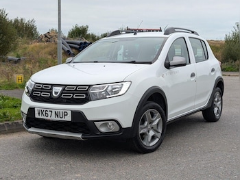 Used Dacia Sandero Stepway 2017 for sale - 76283081: Photo