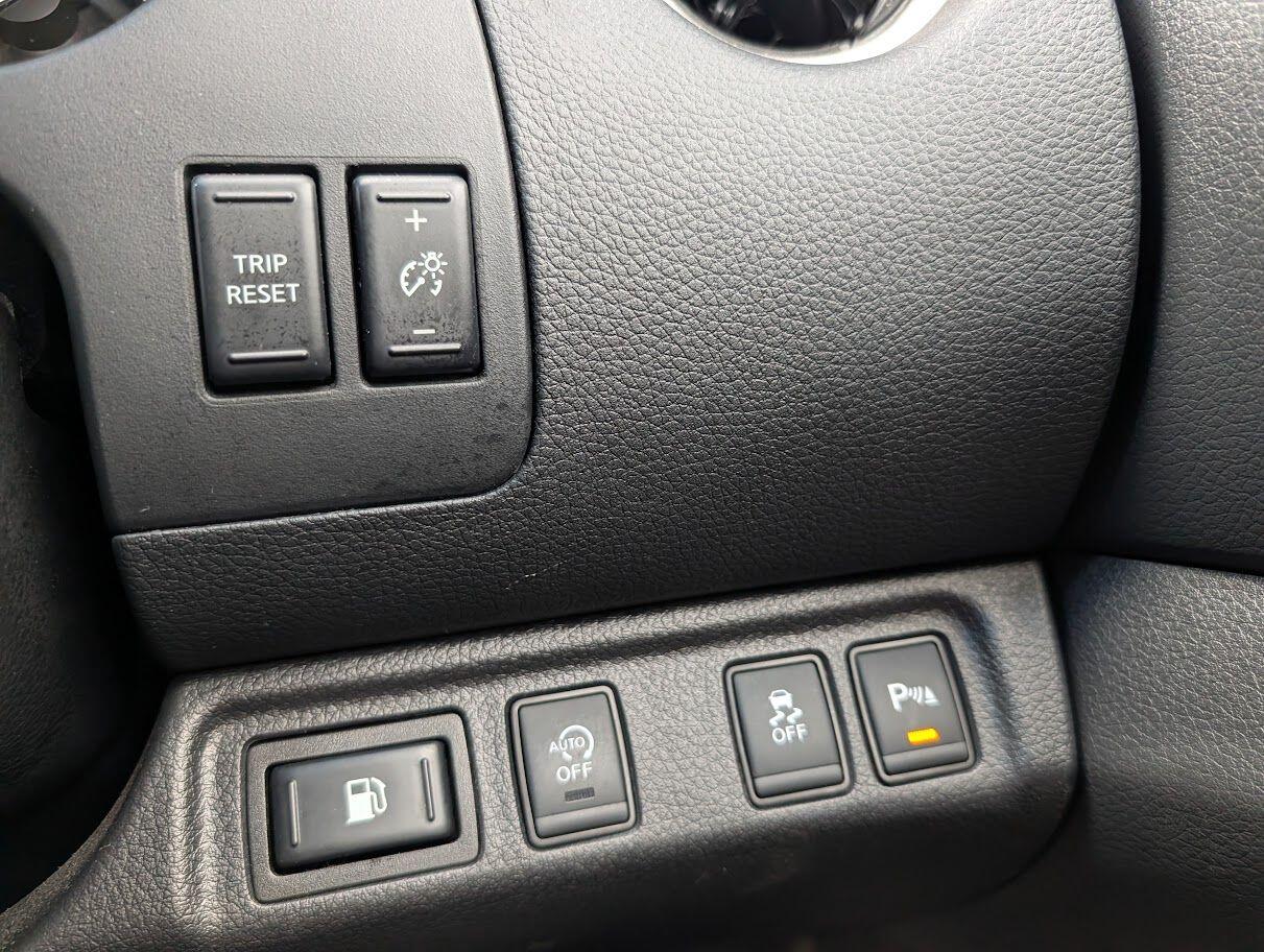 Used Nissan Navara 2018 for sale - 78035144: Photo 11