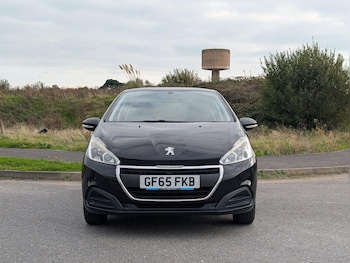 Used Peugeot 208 2015 for sale - 76282809: Photo