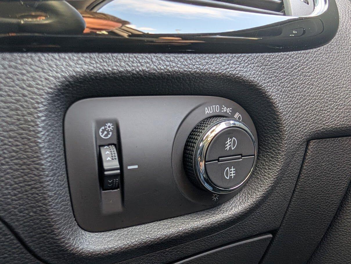 Used Vauxhall Astra 2017 for sale - 76189576: Photo 14