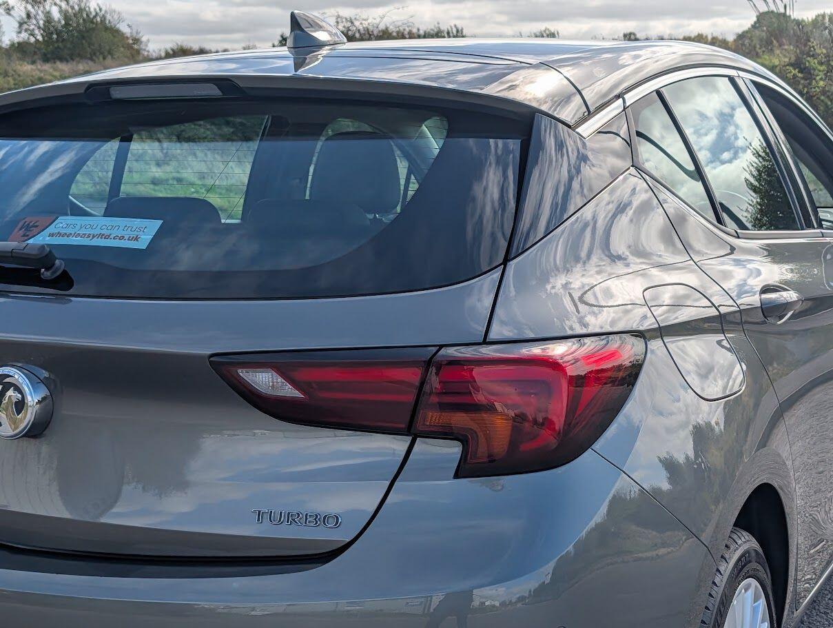 Used Vauxhall Astra 2017 for sale - 76189576: Photo 28