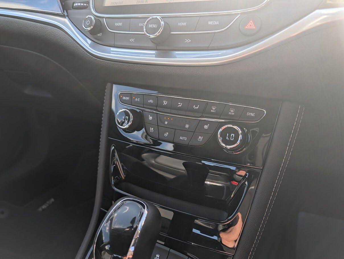 Used Vauxhall Astra 2017 for sale - 76189576: Photo 33