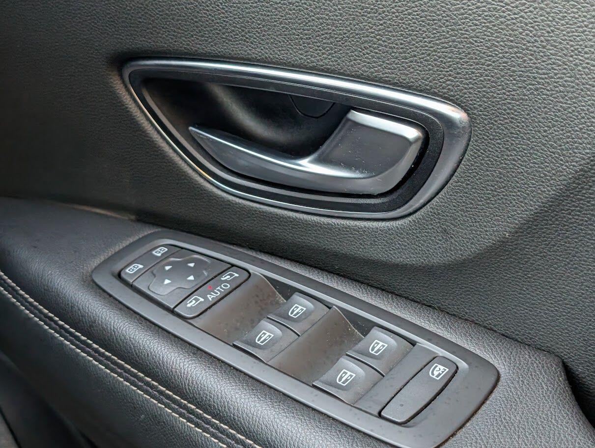 Used Renault Scenic 2016 for sale - 76824164: Photo 16