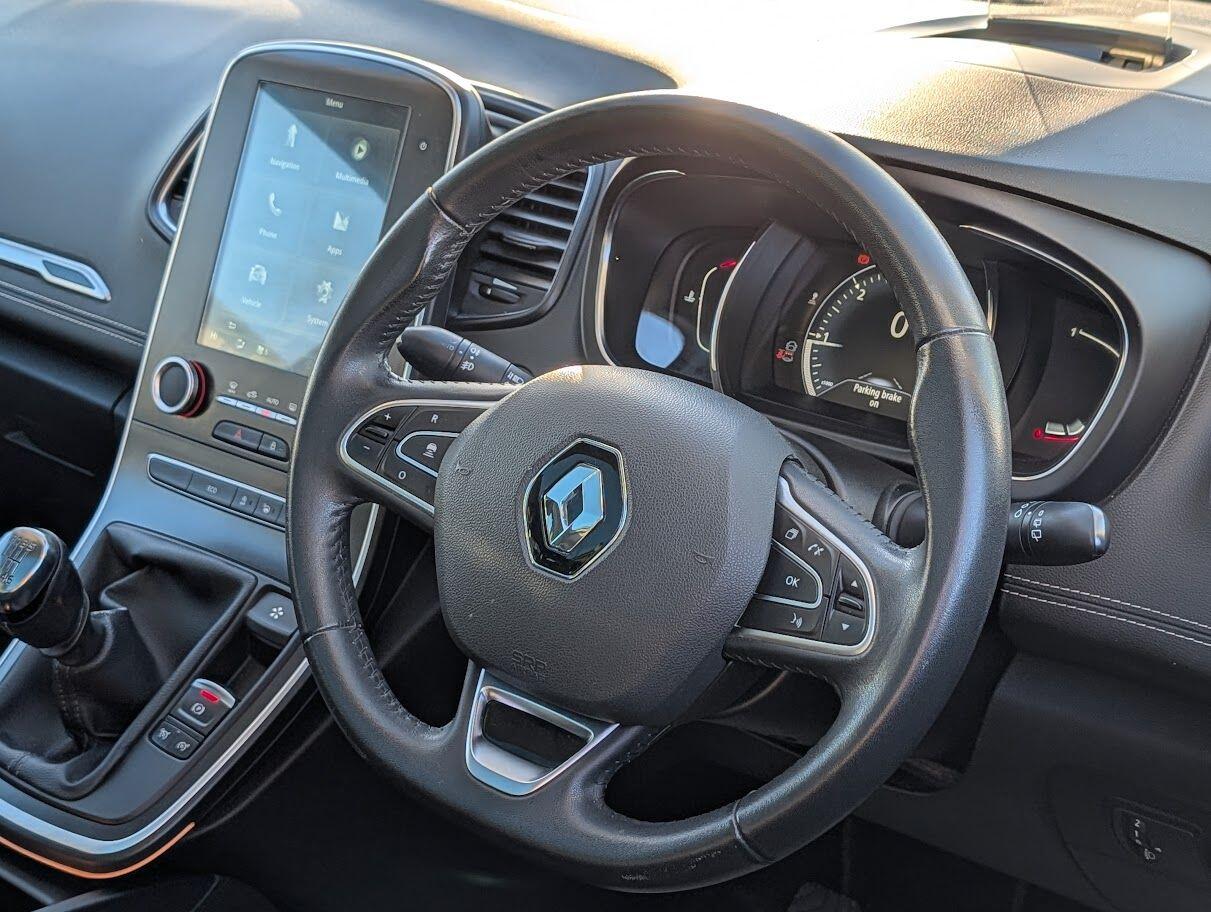 Used Renault Scenic 2016 for sale - 76824164: Photo 29