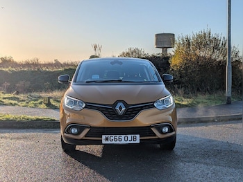 Used Renault Scenic 2016 for sale - 76824164: Photo