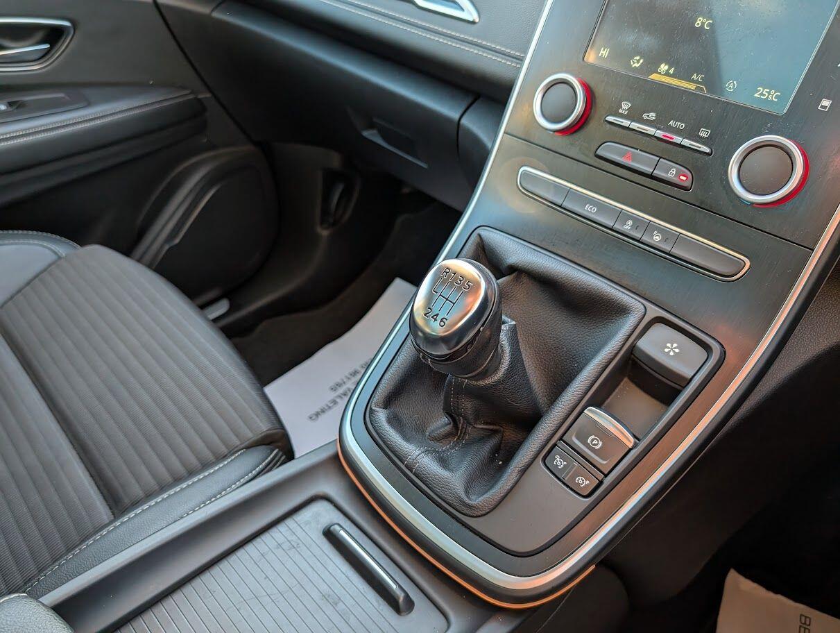 Used Renault Scenic 2016 for sale - 76824164: Photo 9